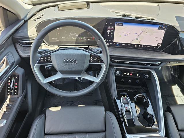 Used 2025 Audi Q5 Premium Plus w/ Premium Plus AWD/4WD image 5