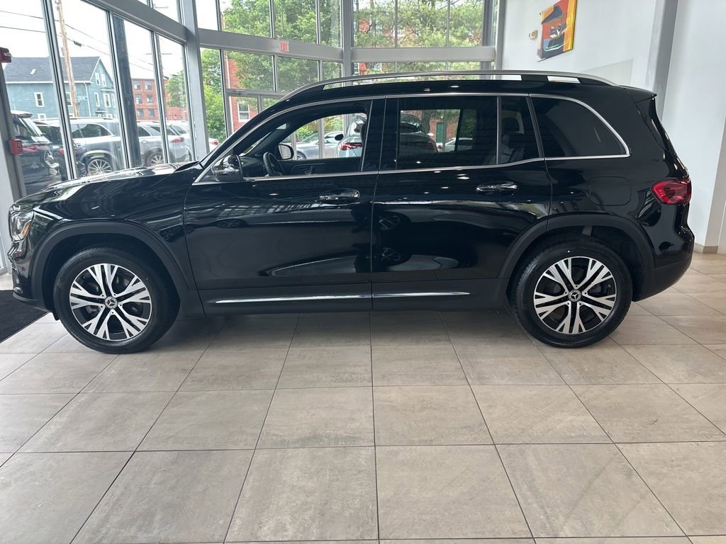 Certified 2024 Mercedes-Benz GLB 250 4MATIC image 4