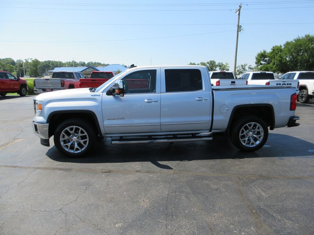 Used 2015 GMC Sierra 1500 SLT w/ SLT Crew Cab Value Package AWD/4WD image 10
