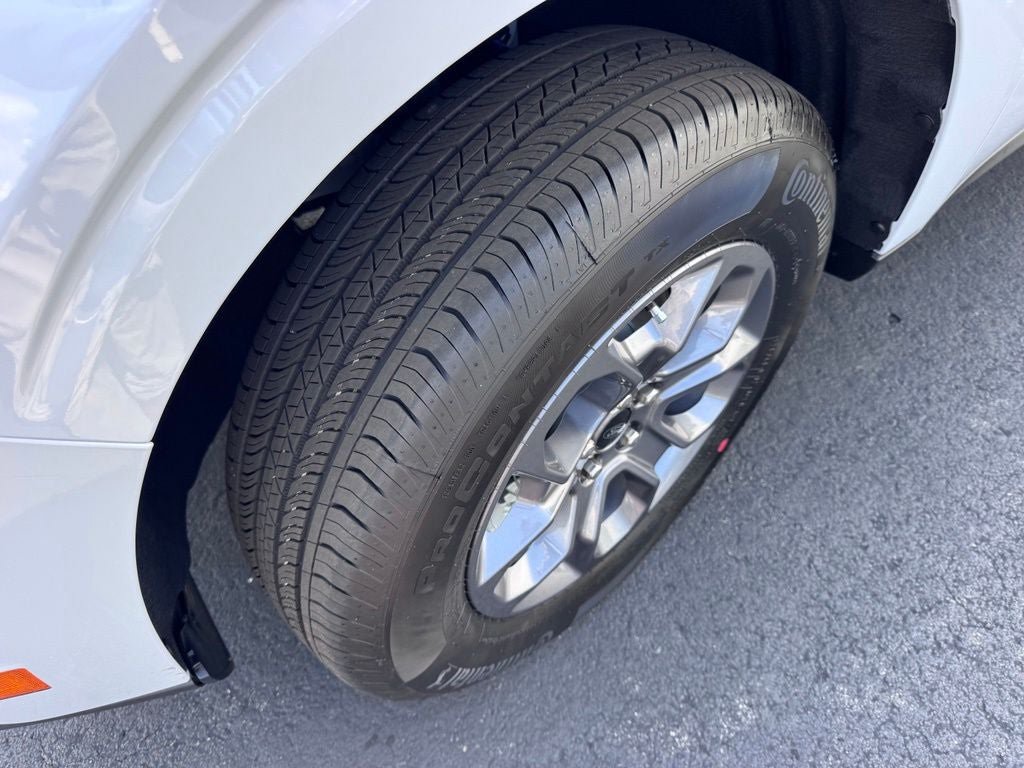New 2026 Ford Maverick XLT w/ XLT Luxury Package FWD image 14