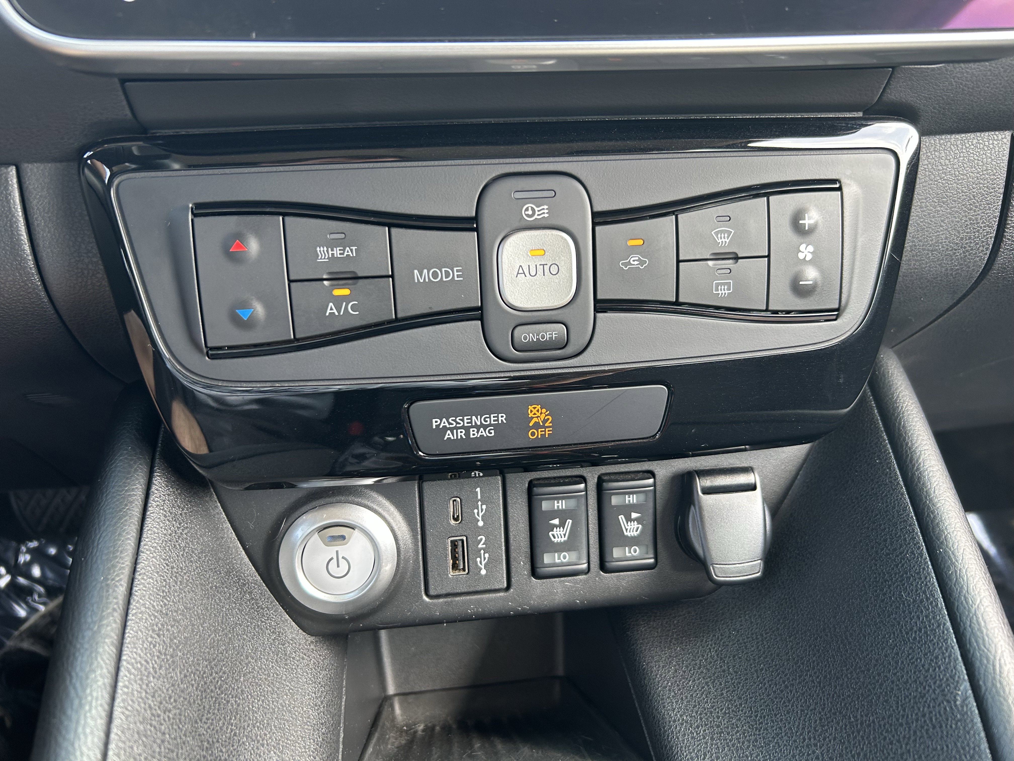 Used 2022 Nissan Leaf SV image 15