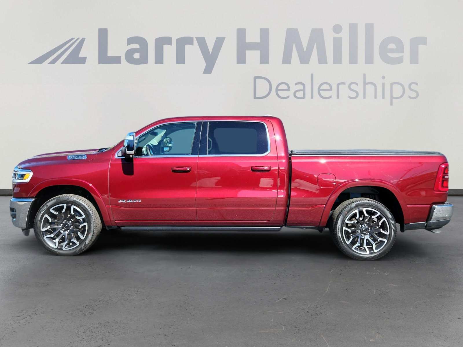 New 2025 RAM 1500 Limited image 2
