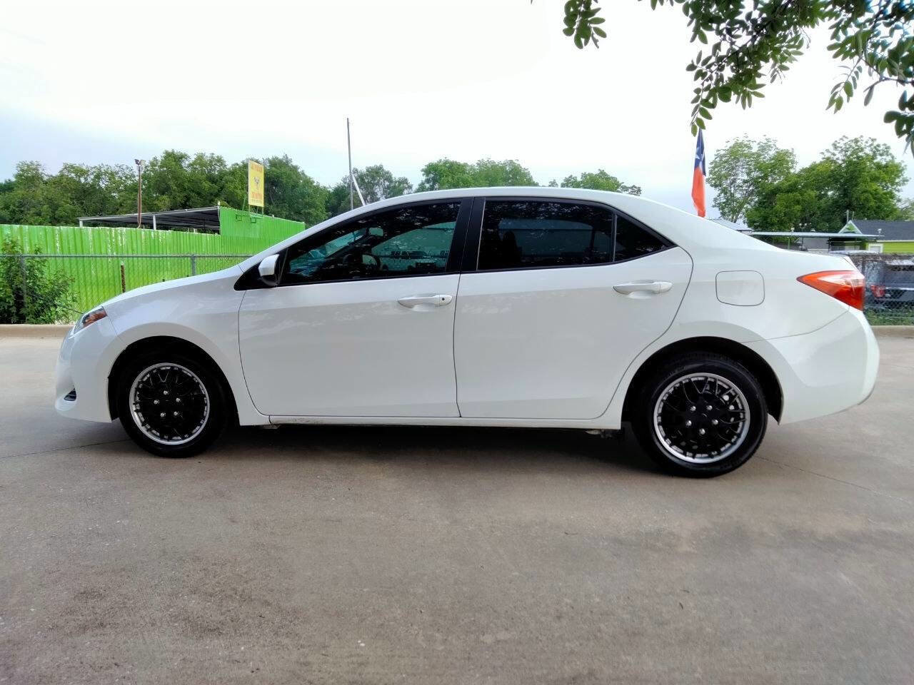 Used 2019 Toyota Corolla LE FWD image 8