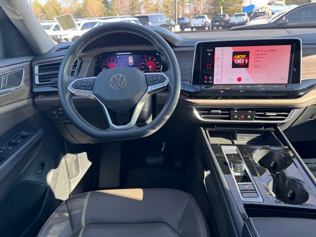 Used 2024 Volkswagen Atlas SEL image 14