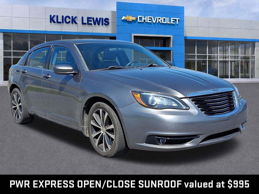 Used 2013 Chrysler 200 Touring w/ S Exterior Appearance Pkg image 1