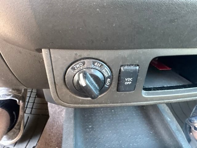 Used 2011 Nissan Xterra S AWD/4WD image 18