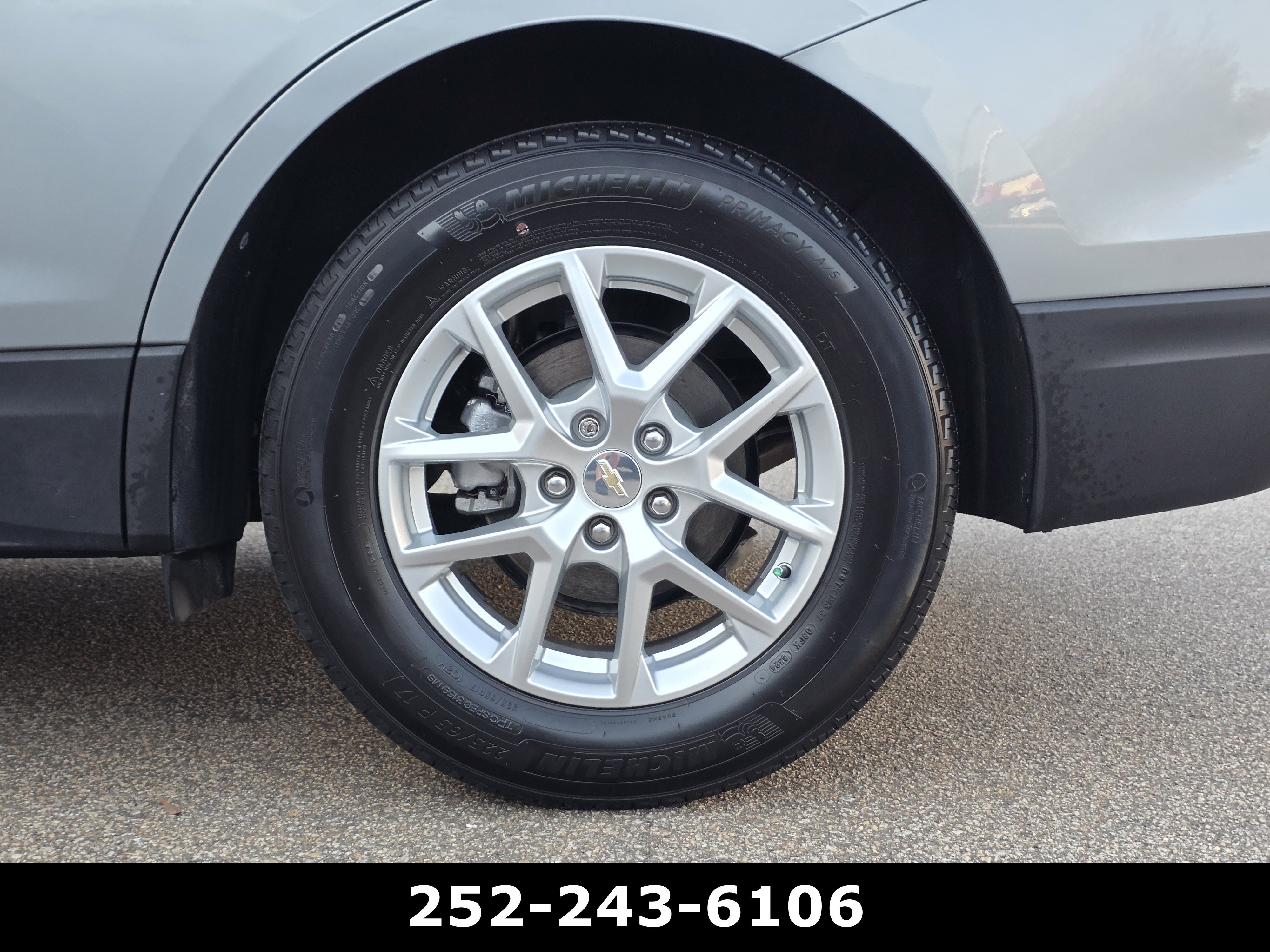 Used 2024 Chevrolet Equinox LS FWD image 36