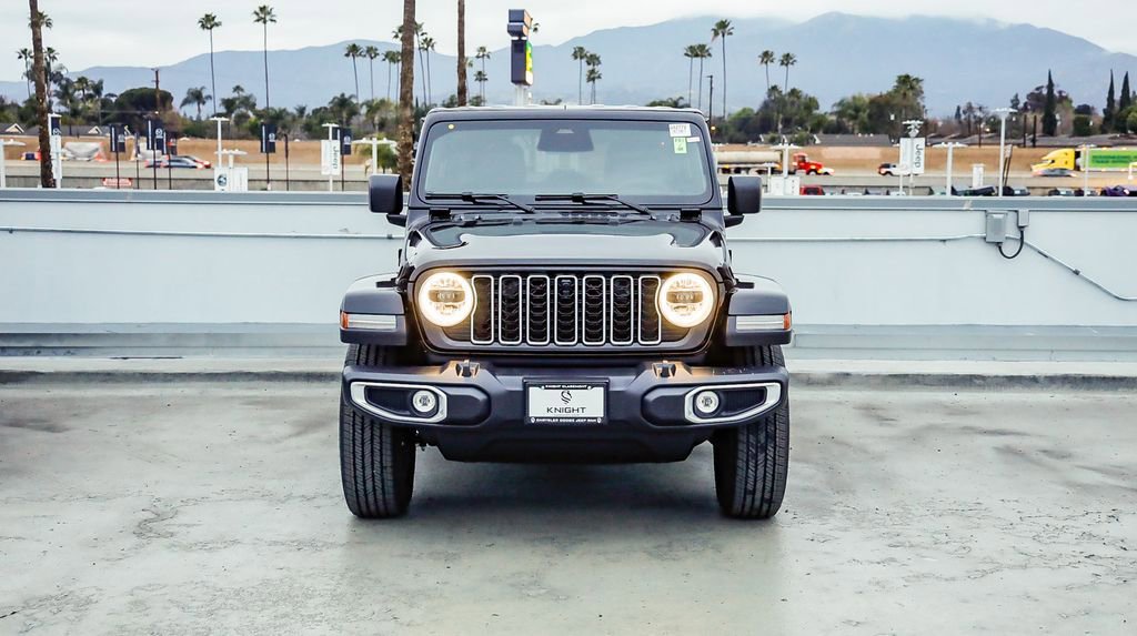 New 2026 Jeep Wrangler Unlimited Sahara AWD/4WD image 3