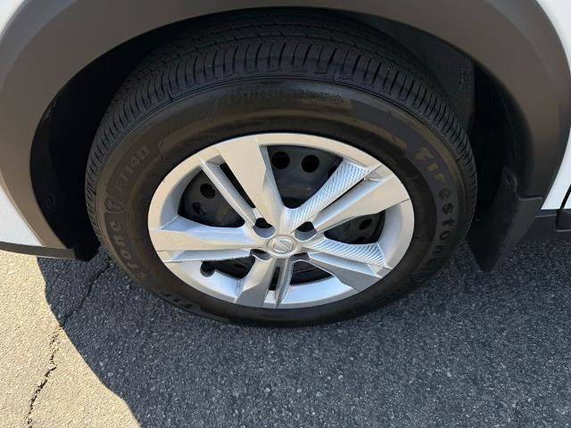 Certified 2025 Nissan Kicks Play S image 8