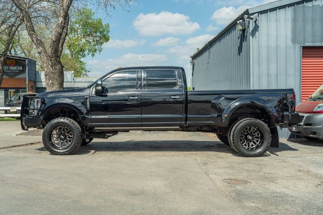 Used 2019 Ford F350 Platinum w/ Platinum Ultimate Package image 3