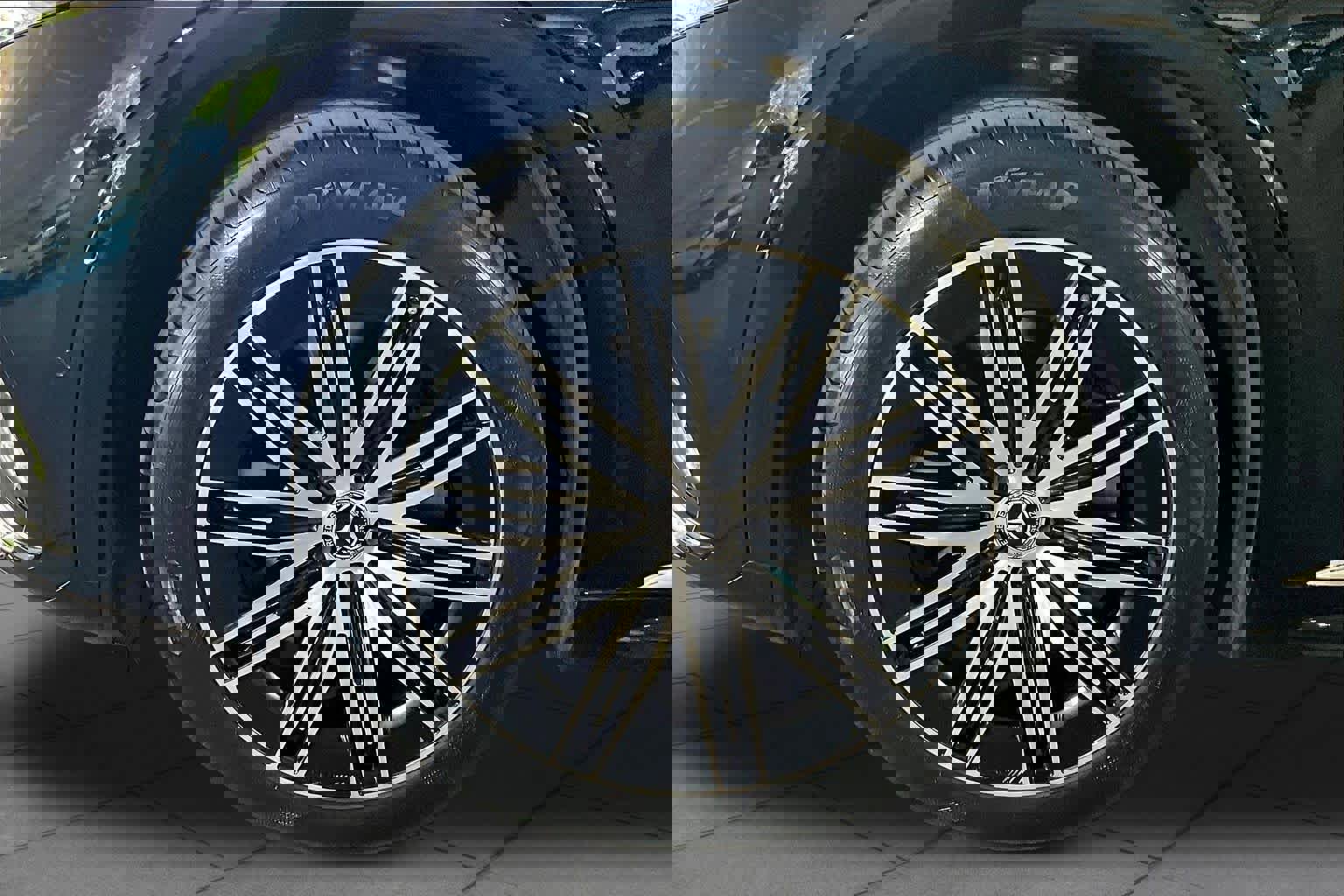 Used 2023 Mercedes-Benz EQS 580 4MATIC SUV image 10