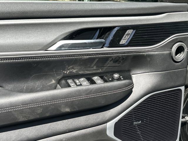 New 2026 Jeep Grand Wagoneer L Limited AWD/4WD image 12