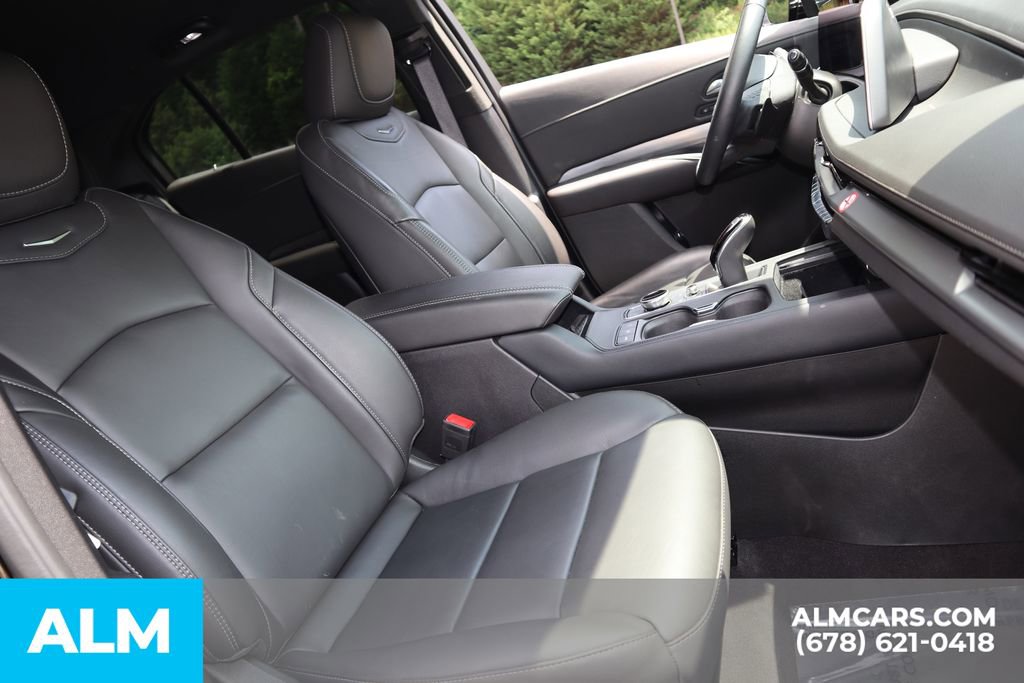 Used 2025 Cadillac XT4 Premium Luxury image 27