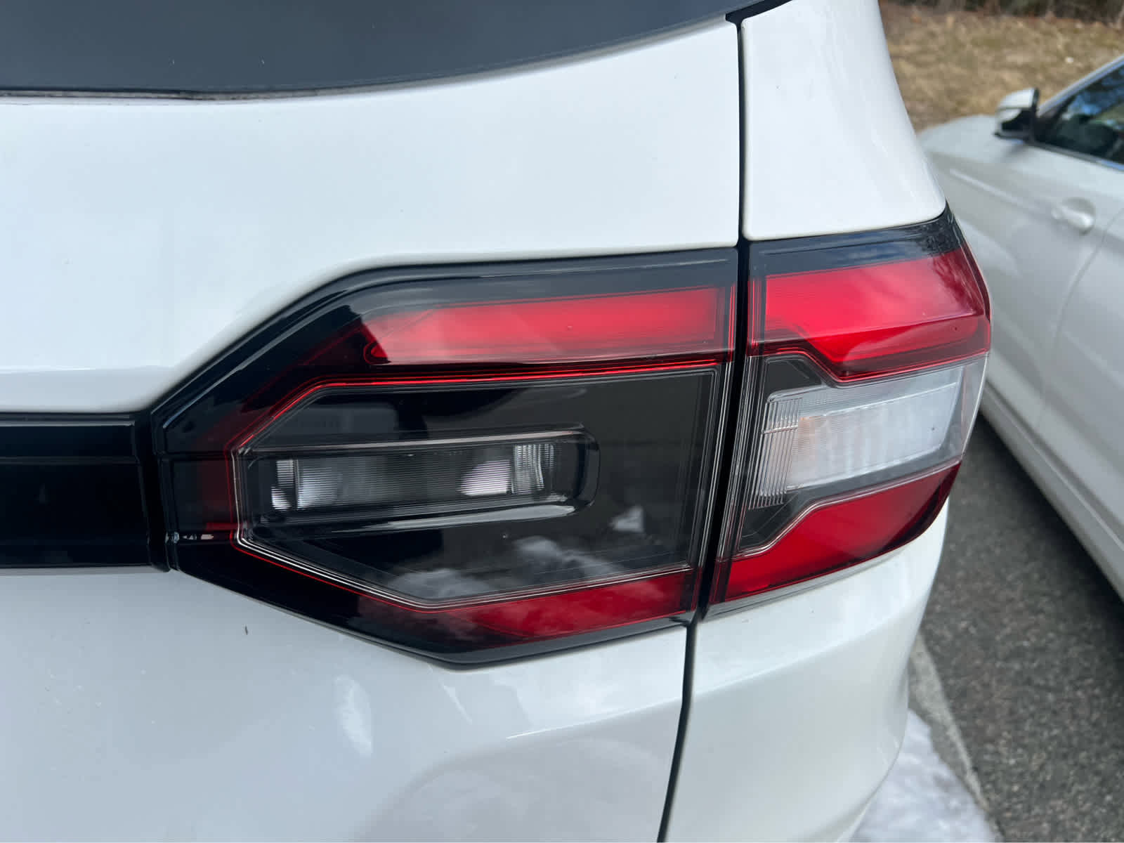 Used 2025 Honda Pilot Touring image 10