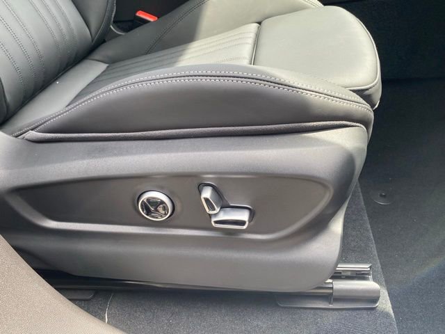 New 2025 Maserati Grecale GT image 35