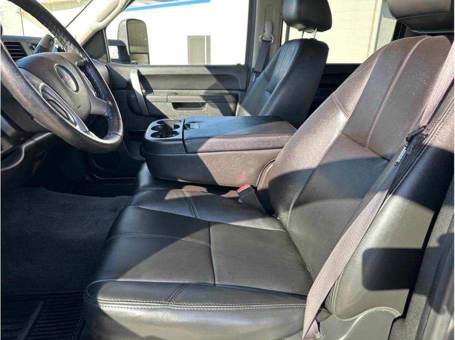 Used 2013 GMC Sierra 2500 SLE w/ SLE Preferred Package image 25