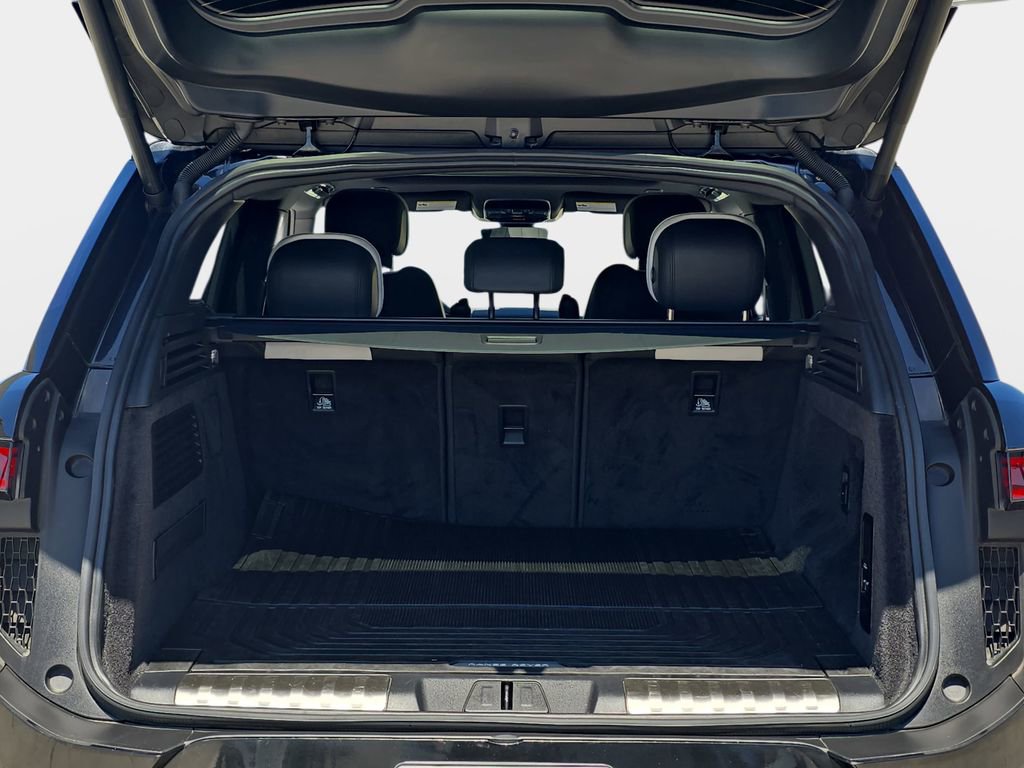 Certified 2023 Land Rover Range Rover Sport SE Dynamic image 12
