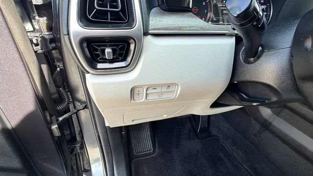 Used 2021 Kia Sorento EX w/ Panoramic Sunroof Package image 31