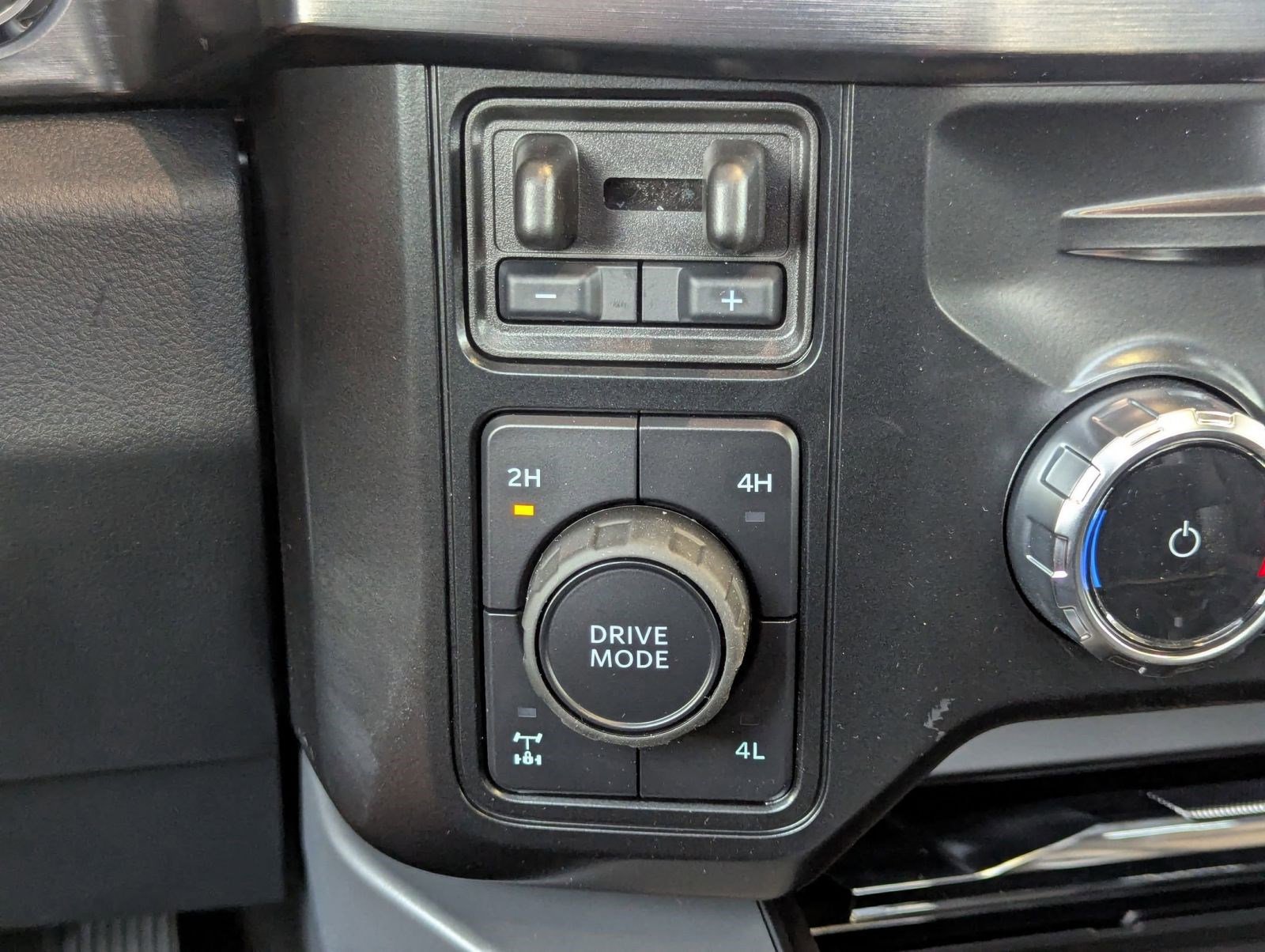 New 2026 Ford F350 Lariat image 29