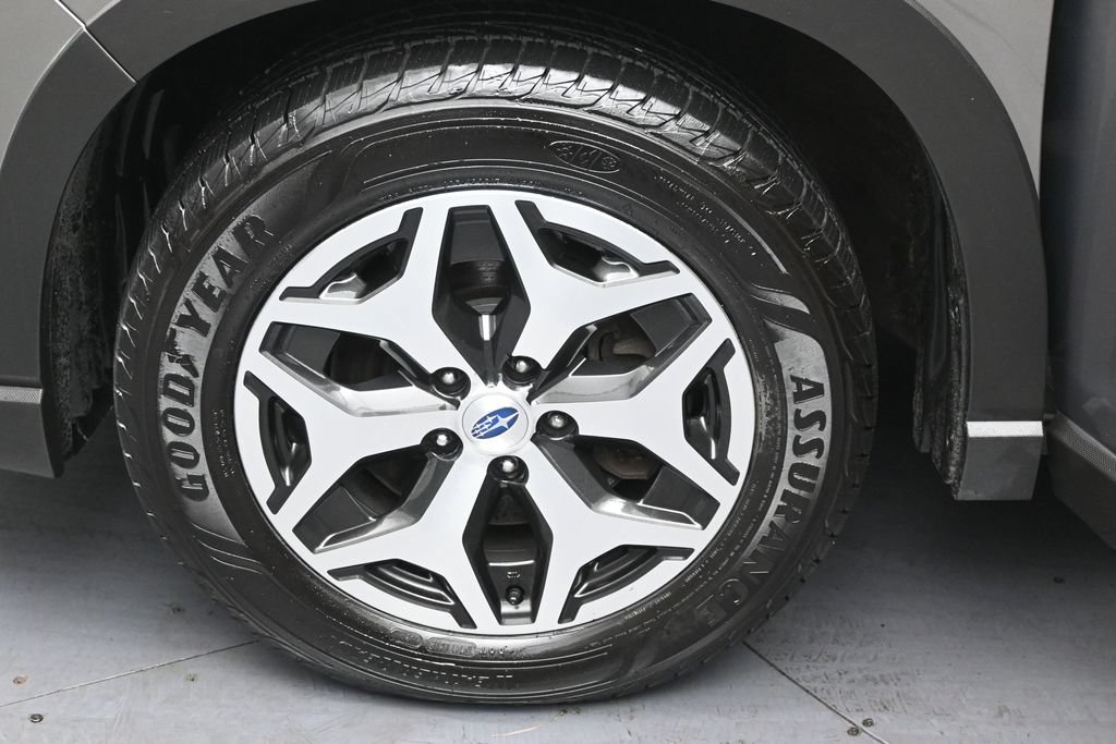 Used 2021 Subaru Forester Premium AWD/4WD image 12