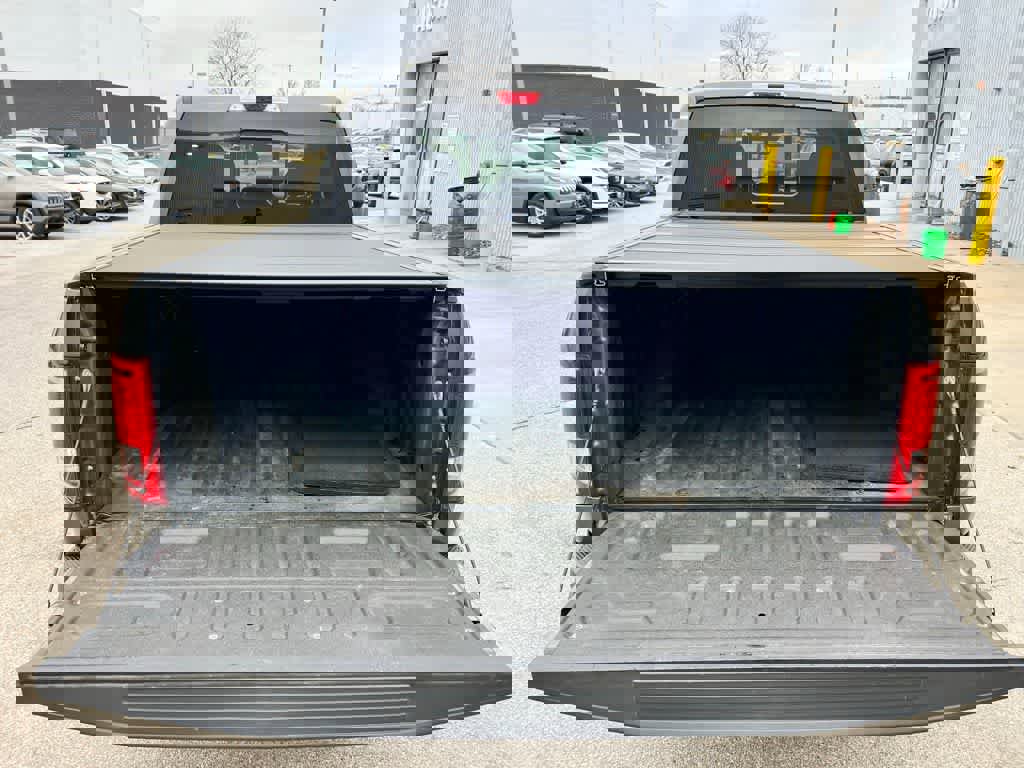 Used 2017 Ford F150 XLT w/ Equipment Group 302A Luxury image 25