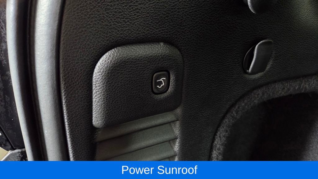 Used 2020 Jeep Grand Cherokee Laredo AWD/4WD image 13