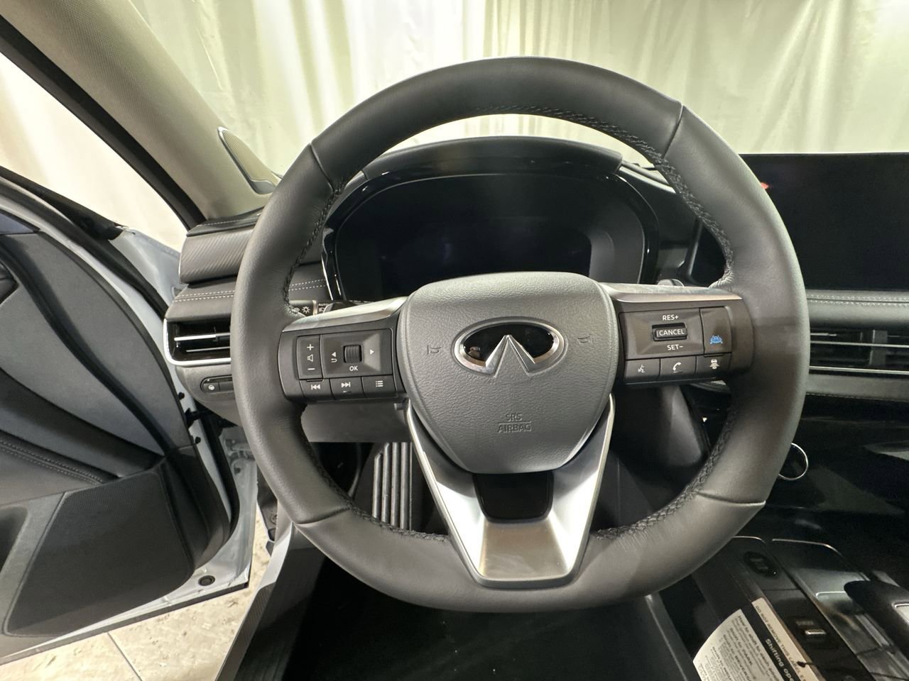 New 2026 INFINITI QX60 Luxe w/ Cargo Package AWD/4WD image 24