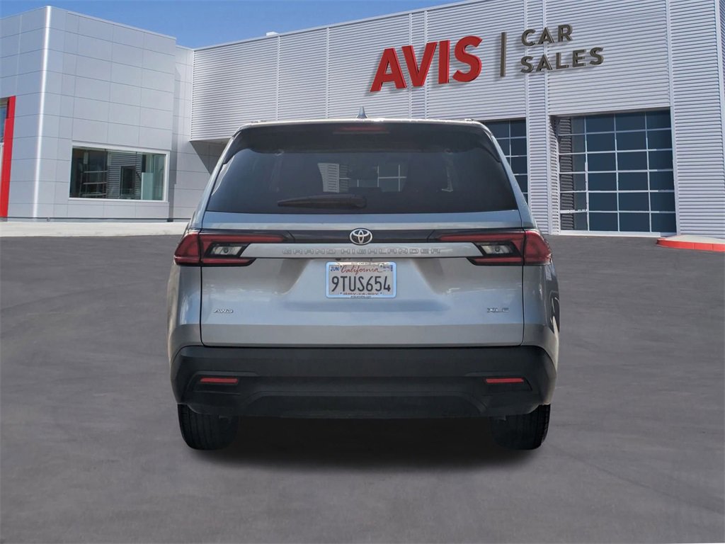 Used 2025 Toyota Grand Highlander AWD image 7