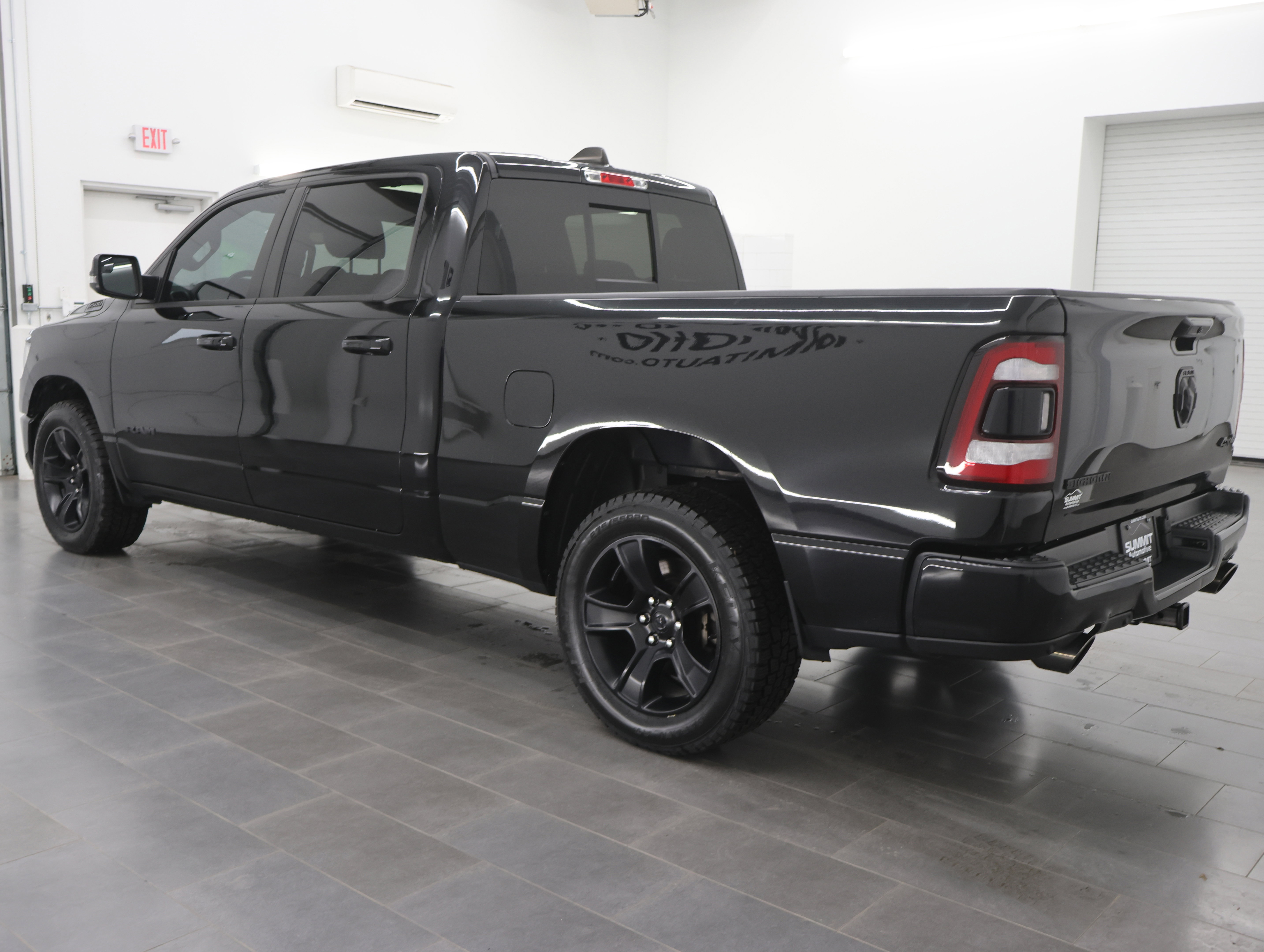 Used 2023 RAM 1500 Big Horn image 6