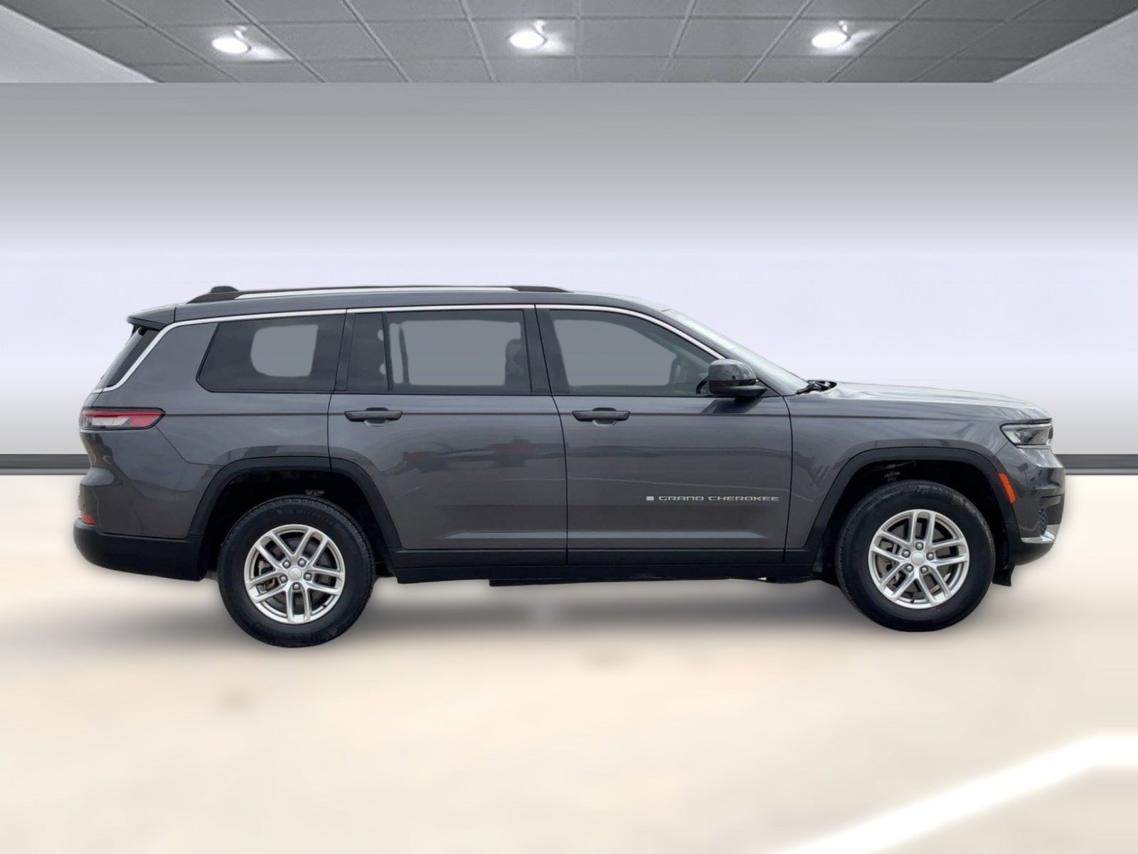 Certified 2022 Jeep Grand Cherokee L Laredo w/ Luxury Tech Group I image 8