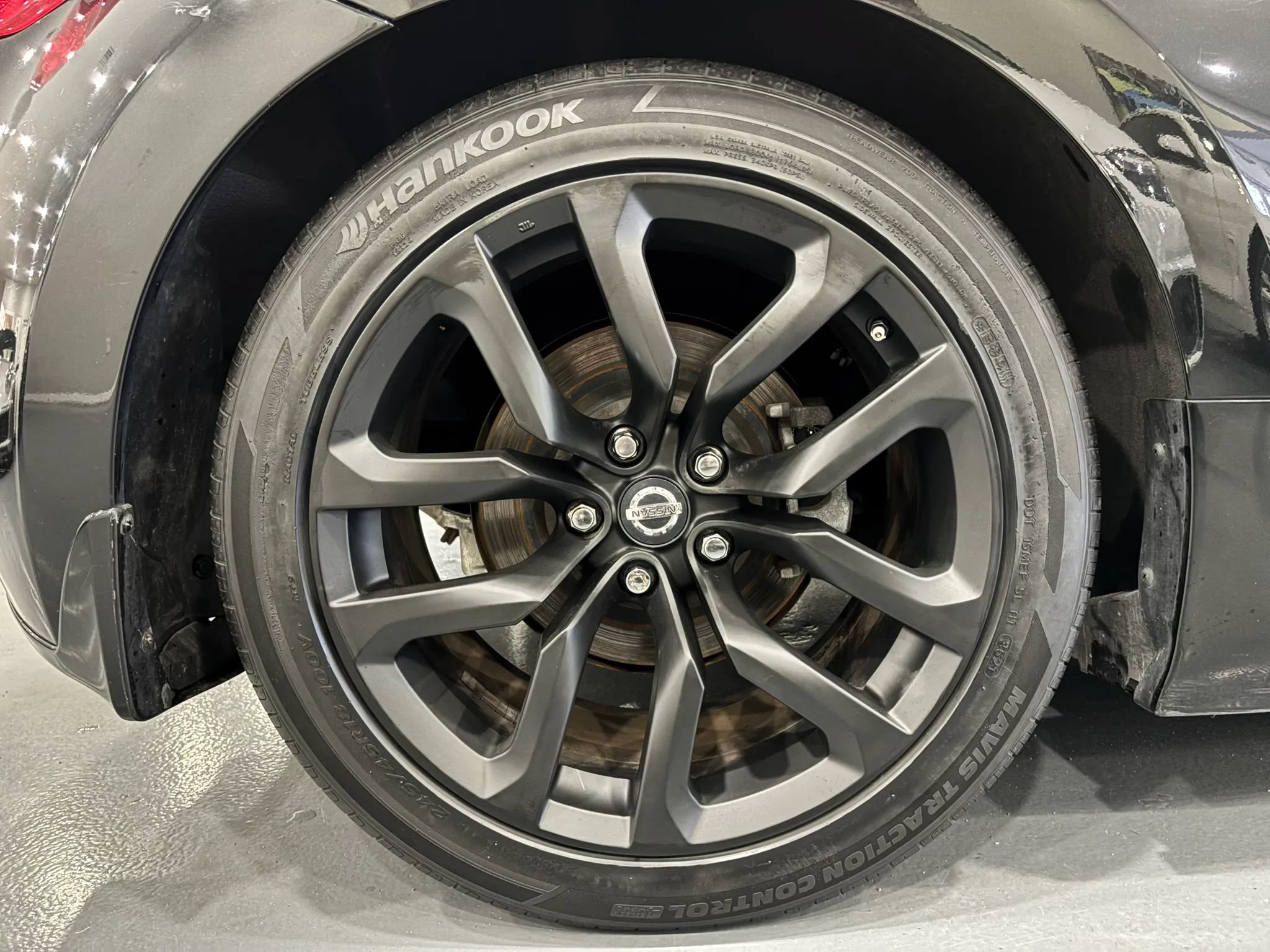 Used 2019 Nissan 370Z Touring RWD image 40