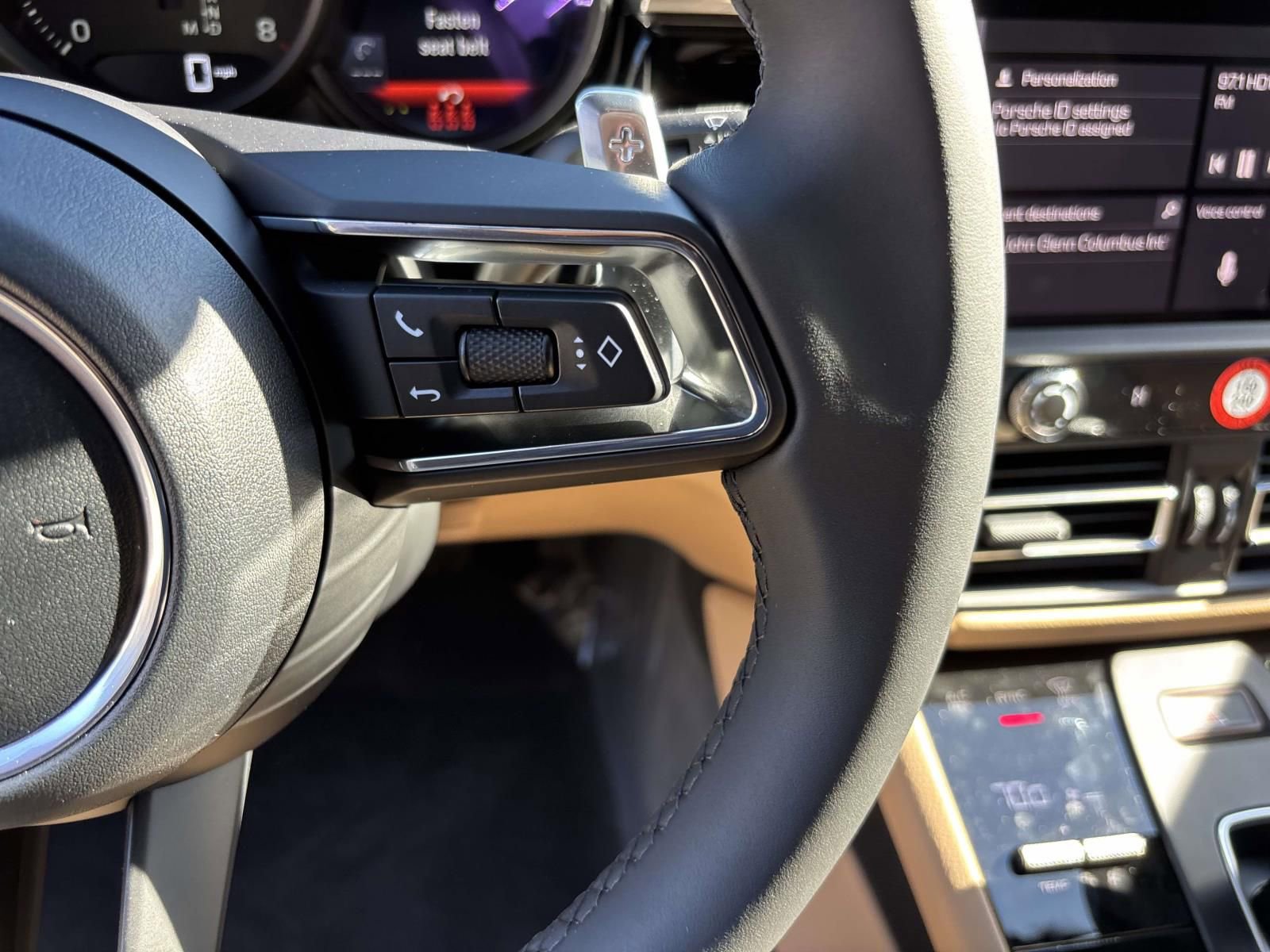 New 2026 Porsche Macan image 29