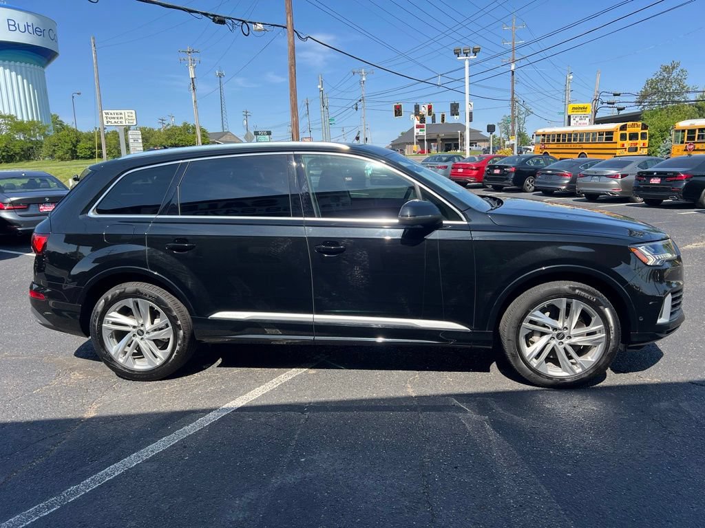 Used 2023 Audi Q7 3.0T Premium w/ Convenience Package AWD/4WD image 5