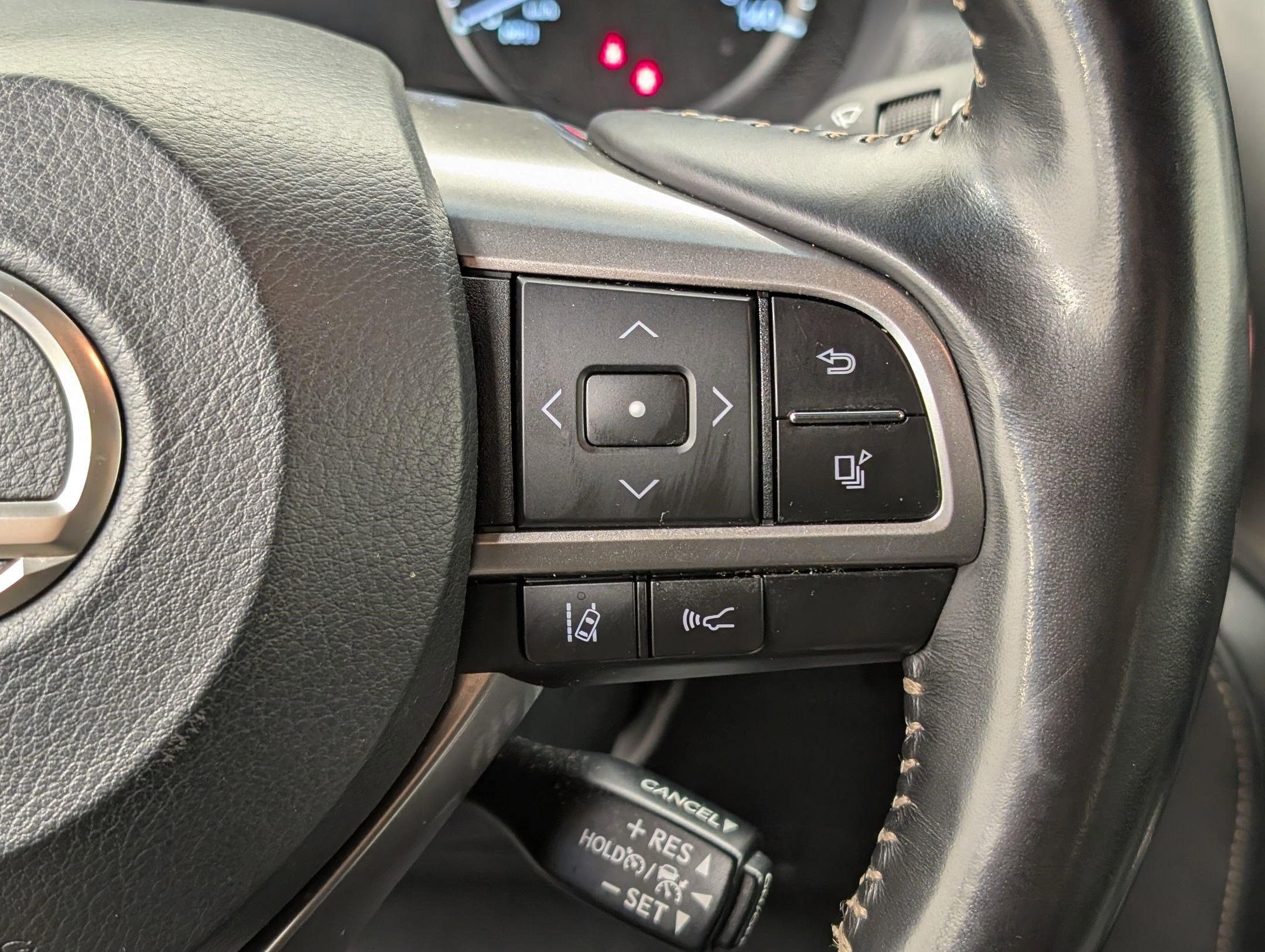 Used 2022 Lexus GX 460 Luxury w/ Accessory Package image 24