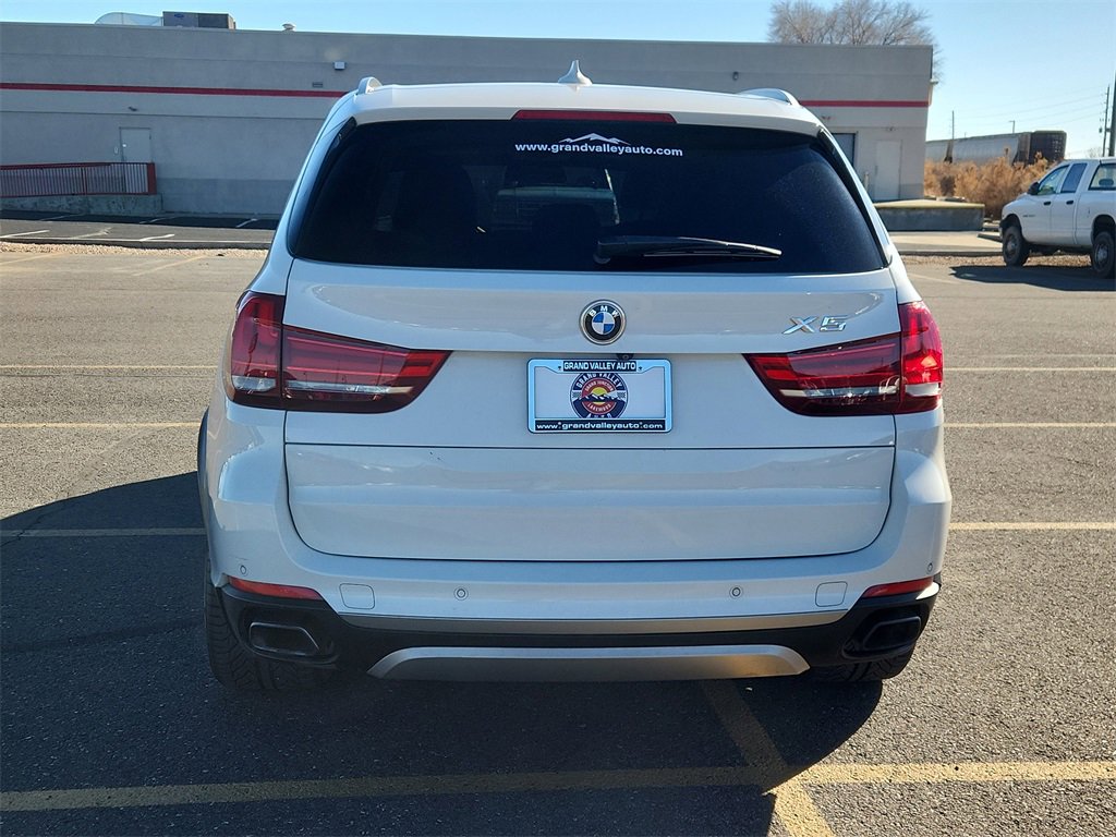Used 2016 BMW X5 xDrive50i w/ Executive Package image 4