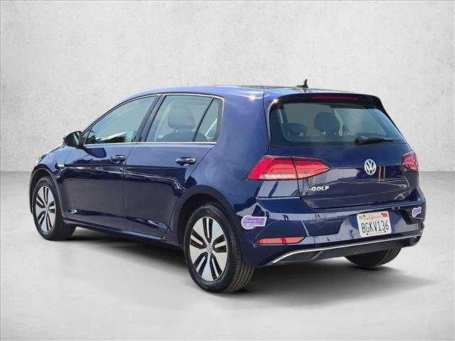 Used 2018 Volkswagen e-Golf SE w/ DC Fast Charging Package FWD image 8