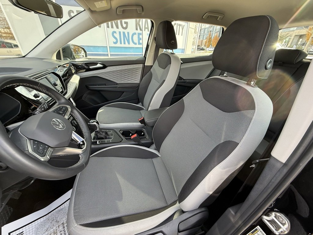 Used 2024 Volkswagen Taos S image 7
