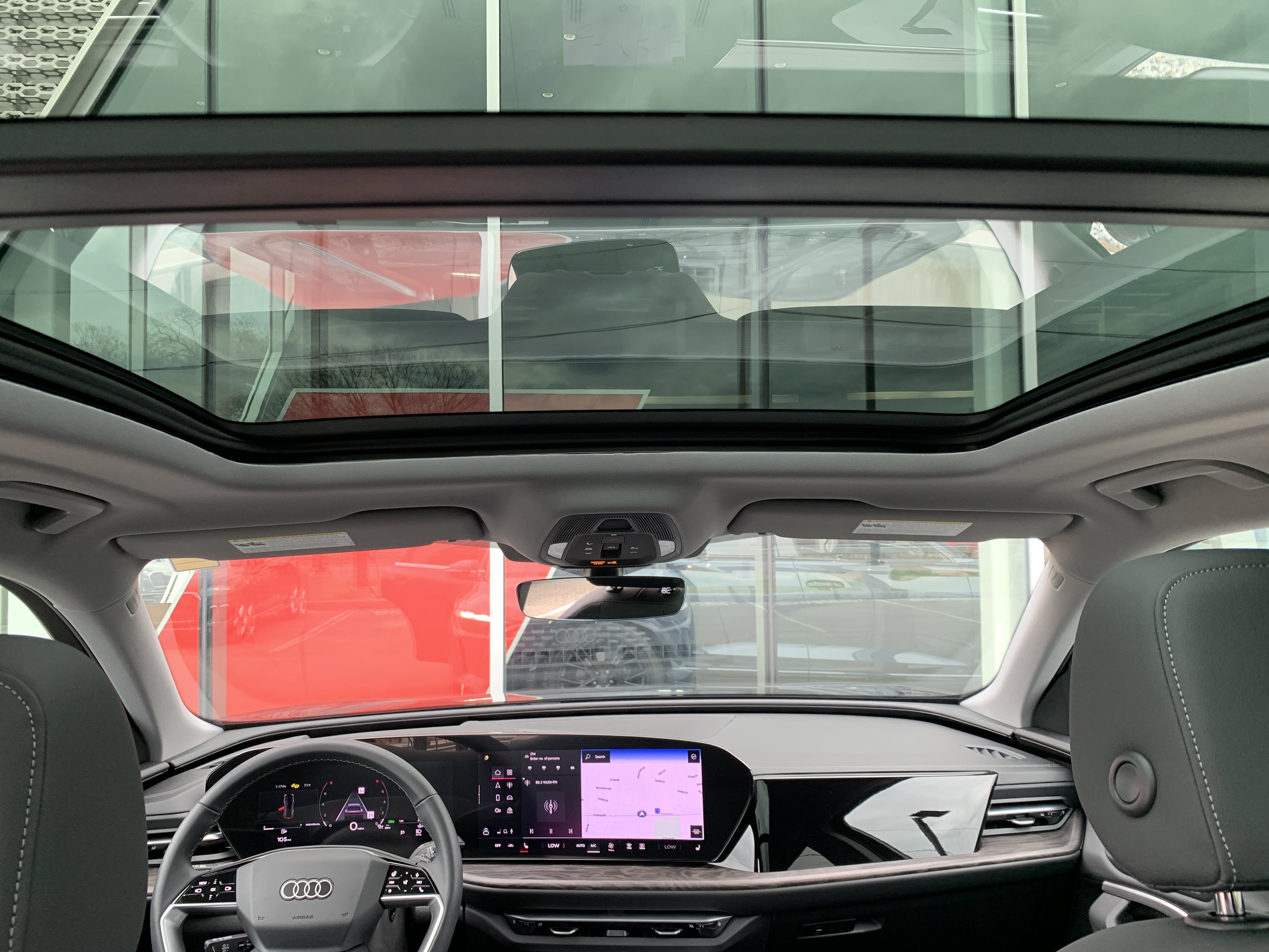 Used 2025 Audi Q5 Premium w/ Convenience Package image 13