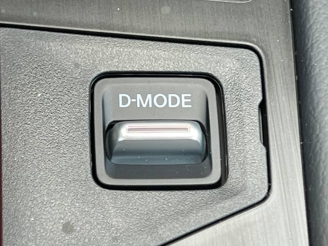 New 2026 Nissan Kicks SR w/ Cold Weather Package AWD/4WD image 28