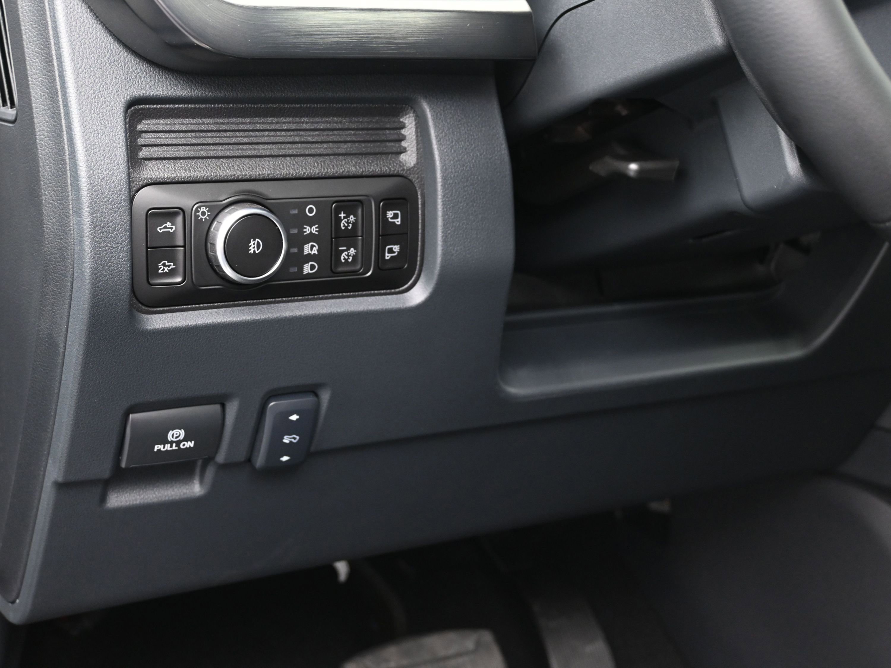 Used 2026 Ford F450 Lariat image 23