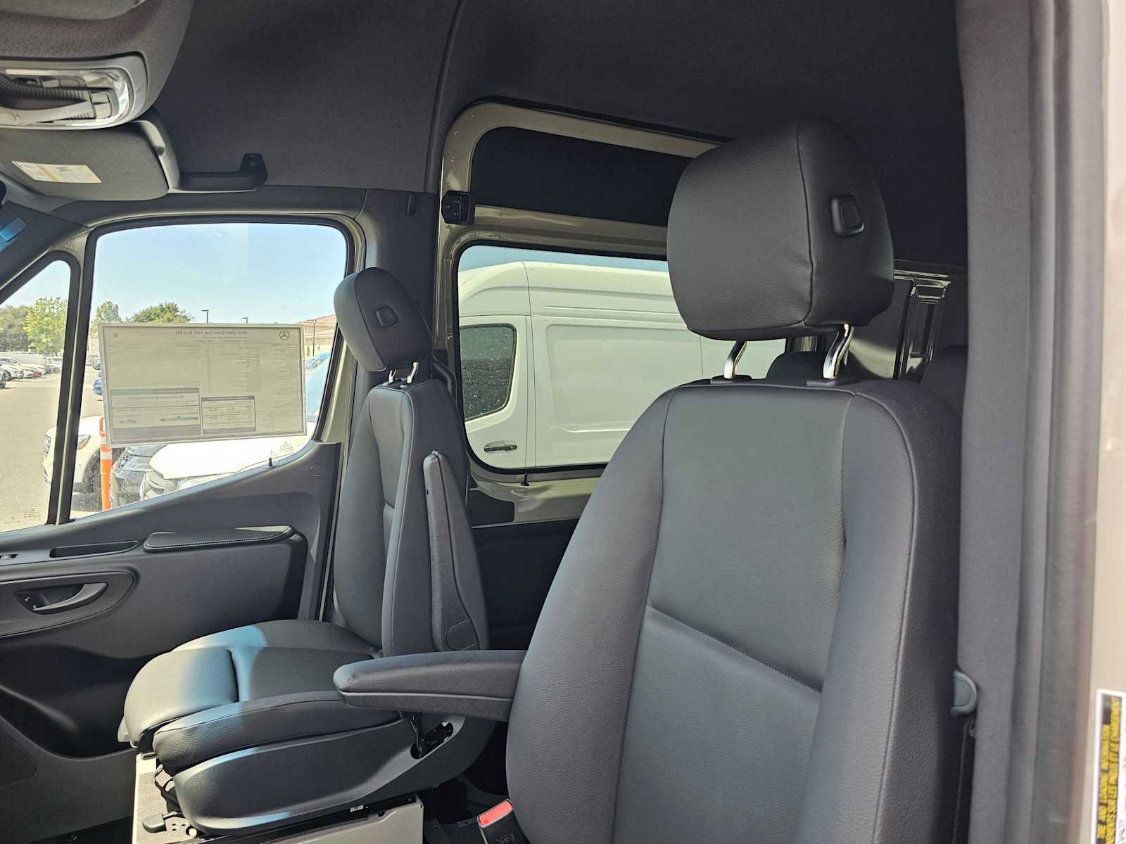 New 2026 Mercedes-Benz Sprinter 2500 image 22