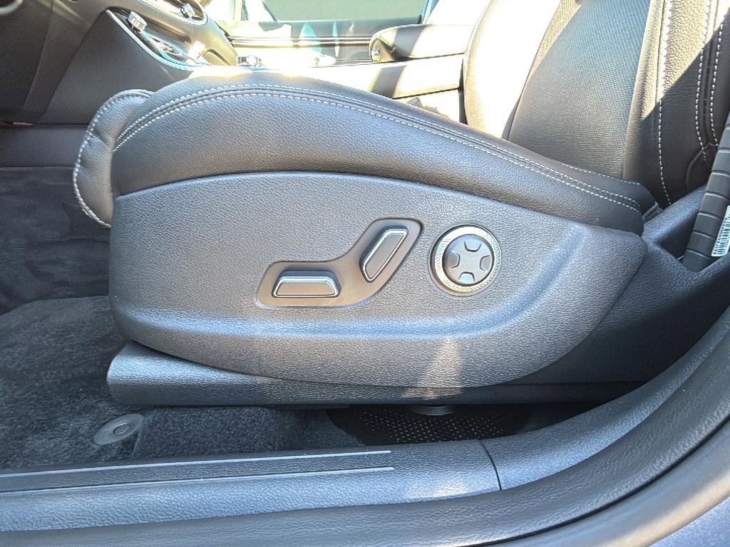 Certified 2026 Genesis GV70 2.5T image 19