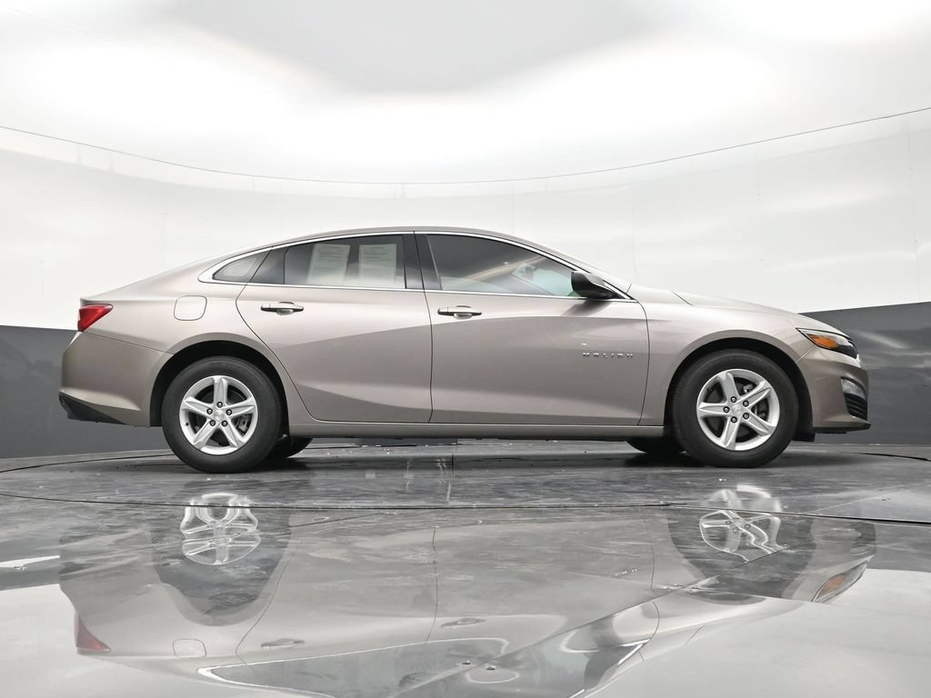 Used 2025 Chevrolet Malibu LS FWD image 26