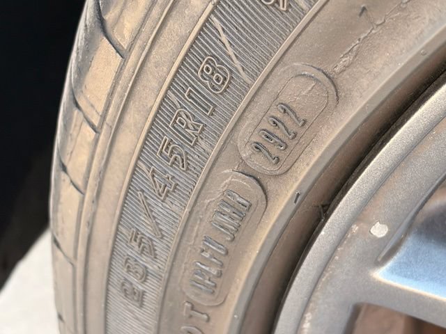 Used 2023 Tesla Model 3 Standard Range RWD image 5