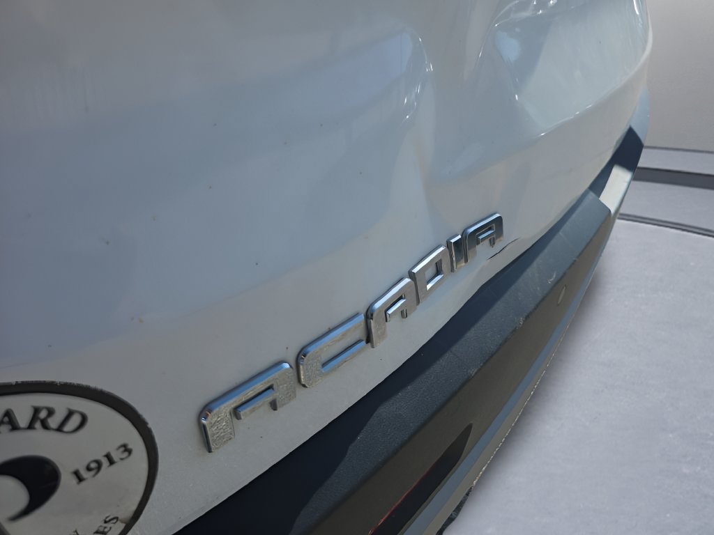 Used 2018 GMC Acadia SLT AWD/4WD image 10