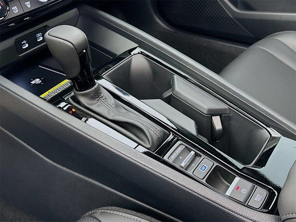 Used 2025 Honda Accord Sport image 27