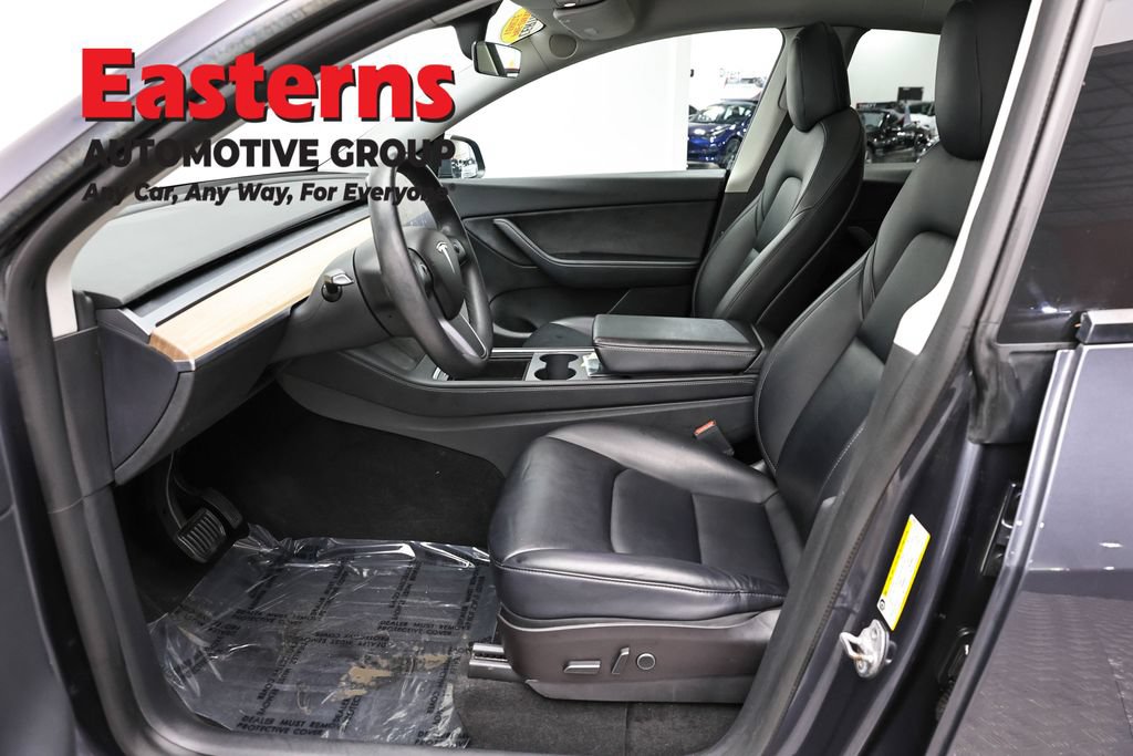 Used 2021 Tesla Model Y Long Range AWD/4WD image 14
