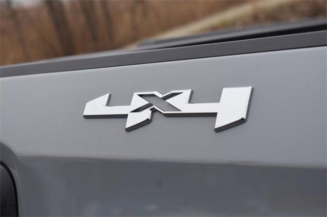 Used 2024 GMC Sierra 1500 Pro w/ Graphite Edition image 15