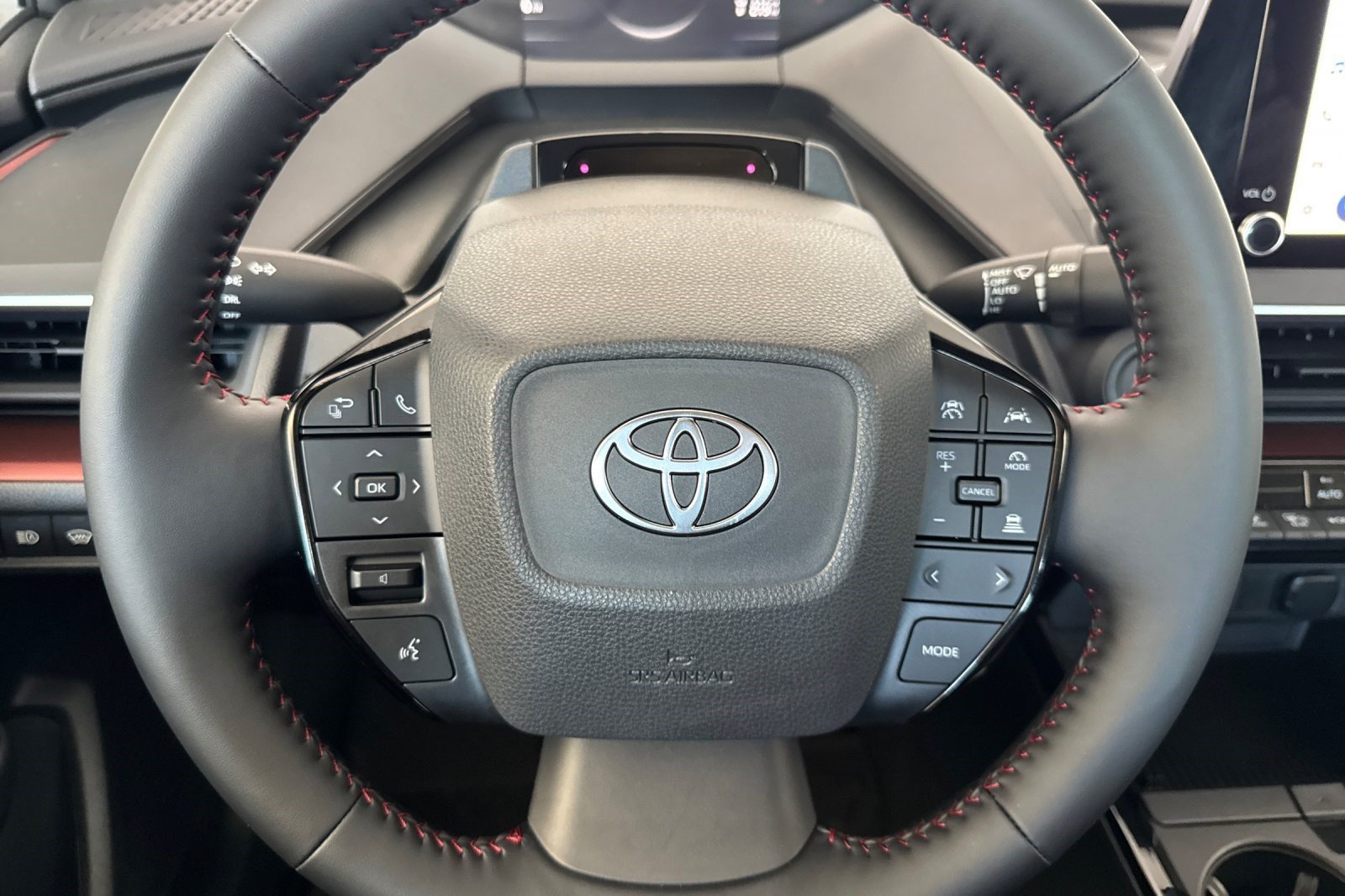 New 2027 Toyota Prius Plug-In Hybrid FWD image 11