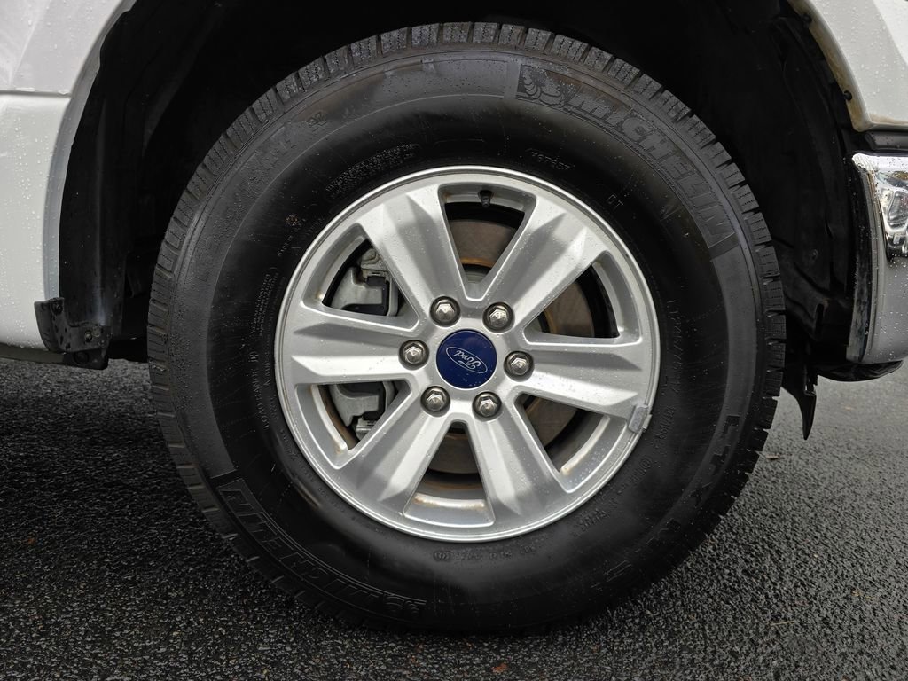 Used 2016 Ford F150 XLT w/ Equipment Group 301A Mid image 9